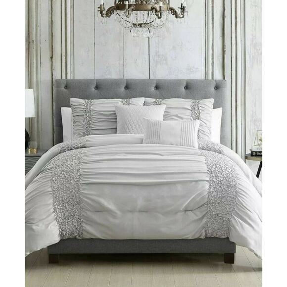 Hallmart Collectible Amalina 4-Pc Comforter Set Twin/ Twin XL Grey - Picture 1 of 9